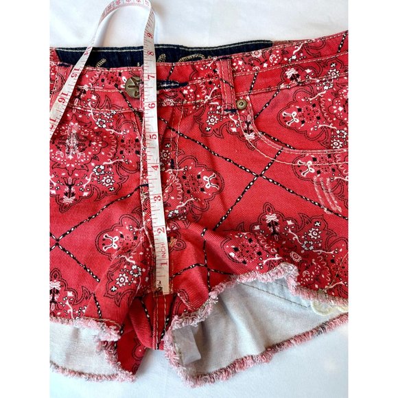 Vanilla Star Womens Floral Cut Off Shorts Stretch Lace Crocheted Red Black SZ 5 - Picture 5 of 10